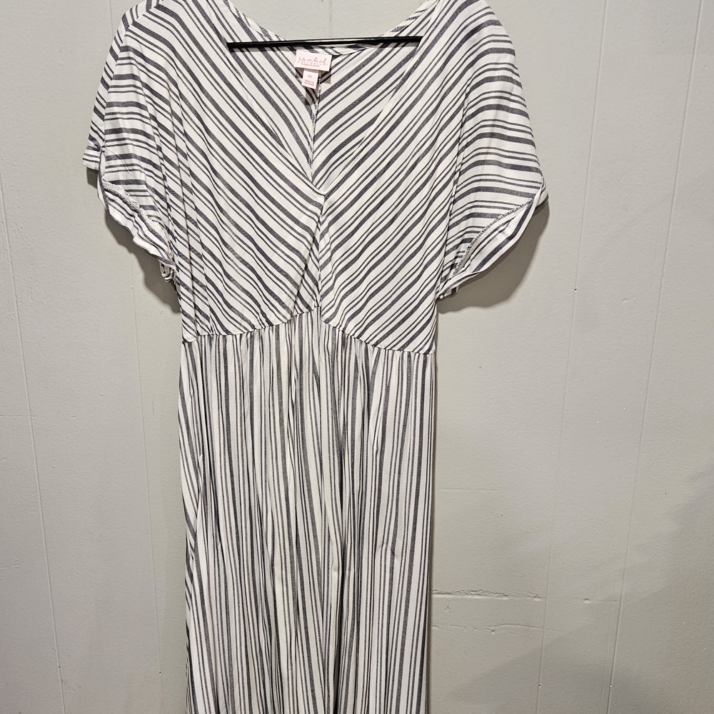 Isabel Maternity Black and White Striped Maxi Dress (Maternity)